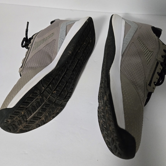 Reebok Nanoflex Comfort Foottbed Ortholite Tan & Black Womens 7 Sneakers - Picture 8 of 9